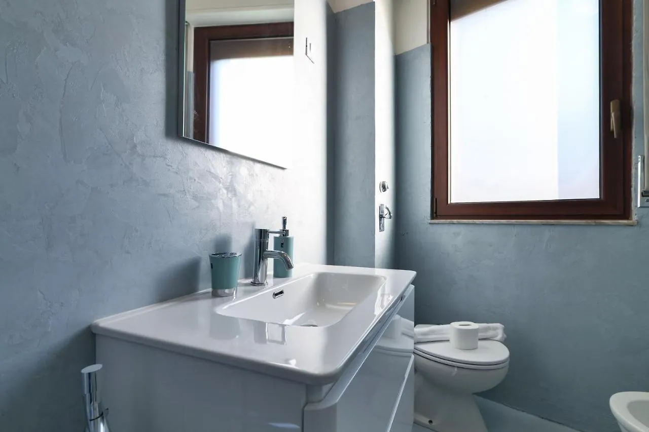 Primopiano - Valparaiso Apartment Milan