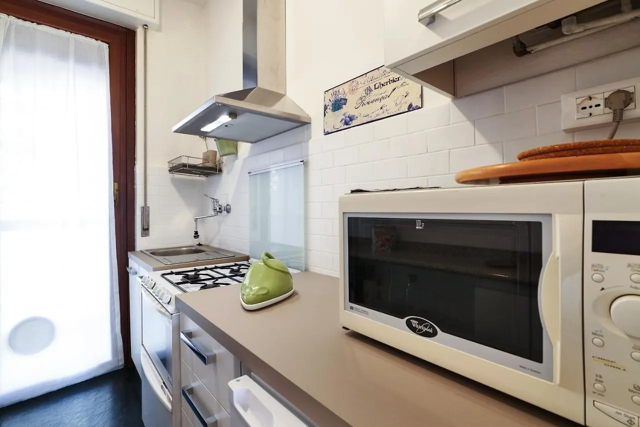 Primopiano - Valparaiso Apartment Milan
