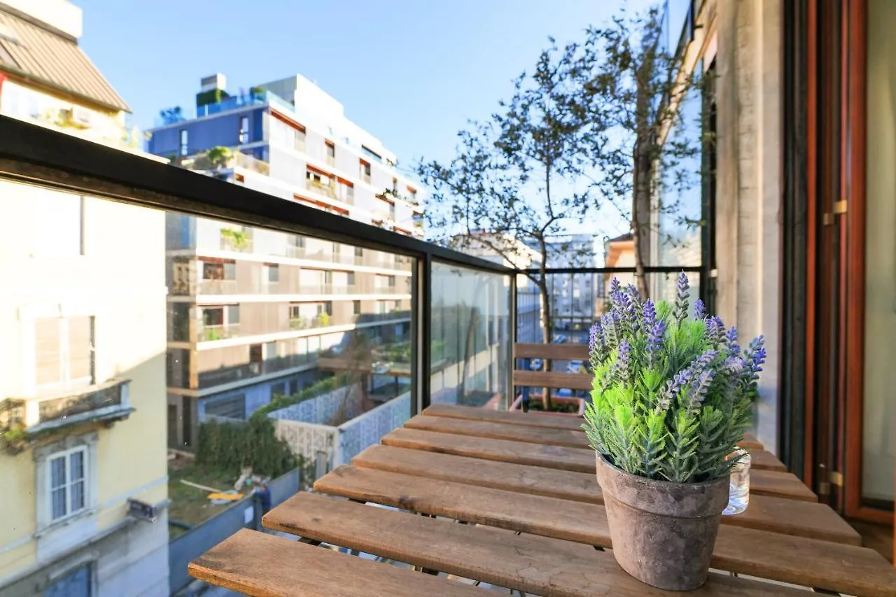 Primopiano - Valparaiso Apartment Milan